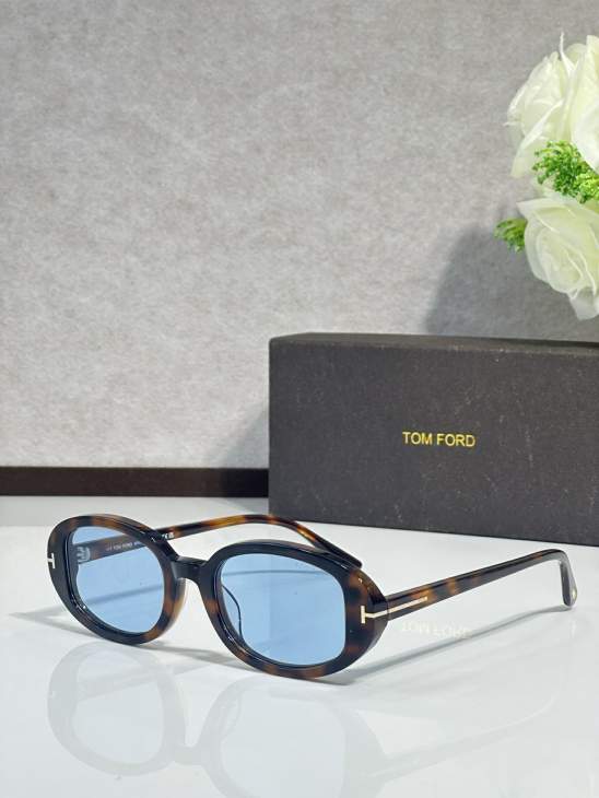 Picture of Tom Ford Sunglasses _SKUfw76439844fw